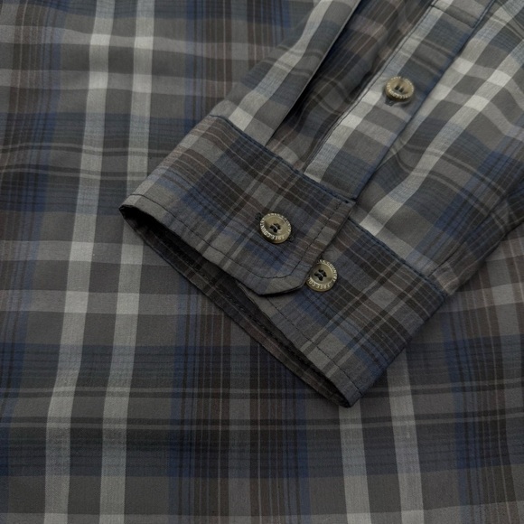 Free Country Men’s Excursion Roll Tab Hiking Performance Button Down Shirt Large - Picture 7 of 13